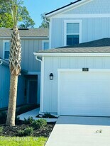 174 Pasadena Dr in St. Augustine, FL - Building Photo