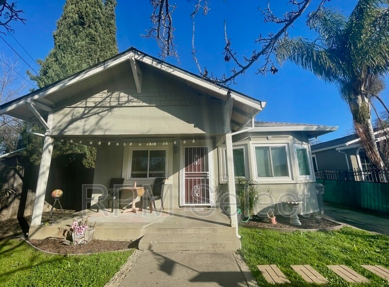 4079 4th Ave in Sacramento, CA - Building Photo