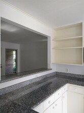 5706 Parwill St-Unit -2 in Houston, TX - Foto de edificio - Building Photo