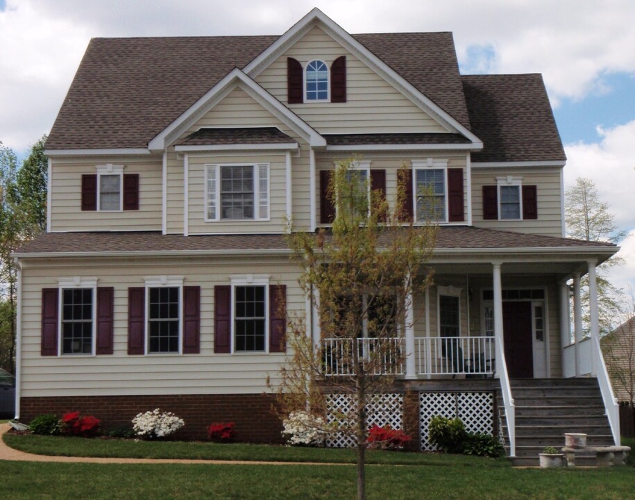 9005 Brevet Ln in Mechanicsville, VA - Building Photo