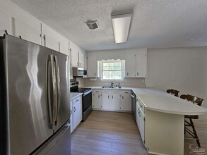 6222 Vicksburg Dr in Pensacola, FL - Building Photo - Building Photo