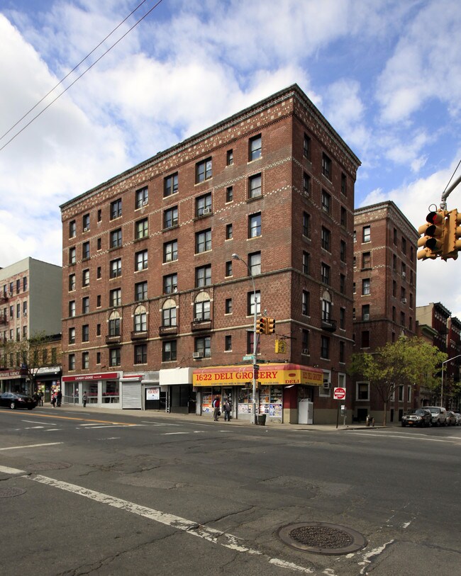 1616 Amsterdam Ave in New York, NY - Foto de edificio - Building Photo