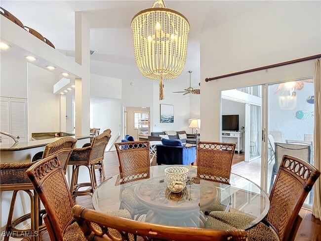 property at 2860 Citrus Lake Dr