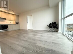 3071 Trafalgar Rd in Oakville, ON - Building Photo - Building Photo