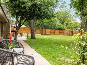 2300 Toulouse Dr in Austin, TX - Building Photo - Building Photo