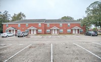 1610 Bellevue Way in Tallahassee, FL - Foto de edificio - Building Photo