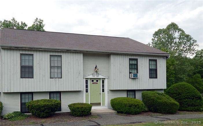 65 Aspetuck Vlg in New Milford, CT - Building Photo