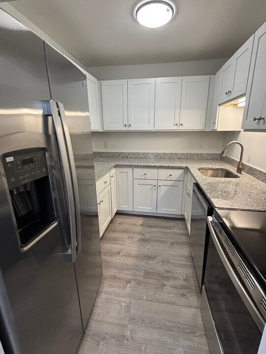 125 Clubhouse Dr SW, Unit #9 in Leesburg, VA - Foto de edificio