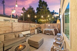 818 Rockaway Ct in San Diego, CA - Building Photo