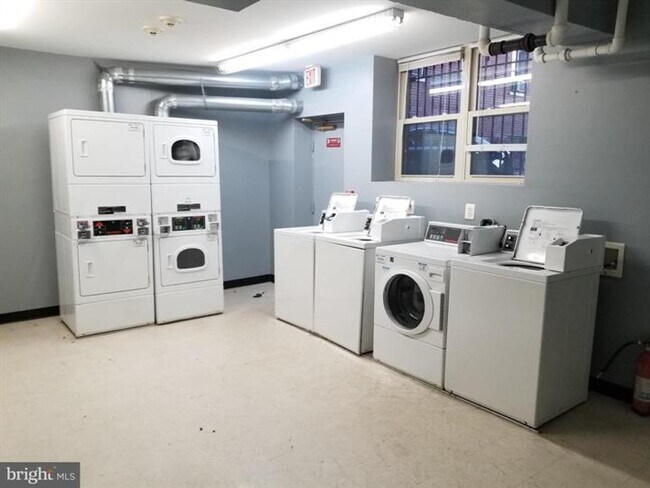 3935 S St SE in Washington, DC - Building Photo - Building Photo