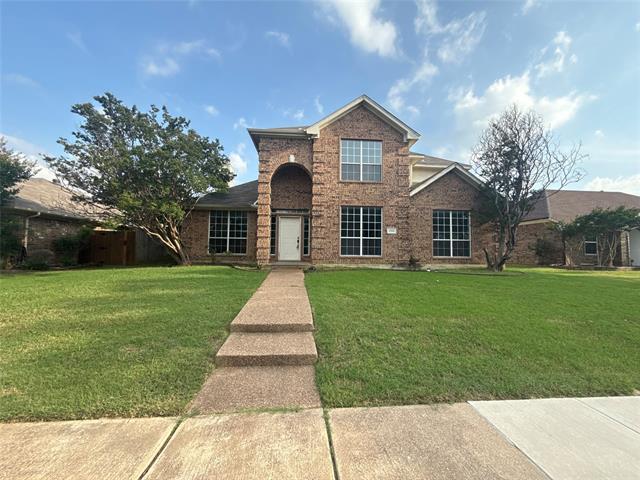1506 Waterford Dr in Lewisville, TX - Foto de edificio