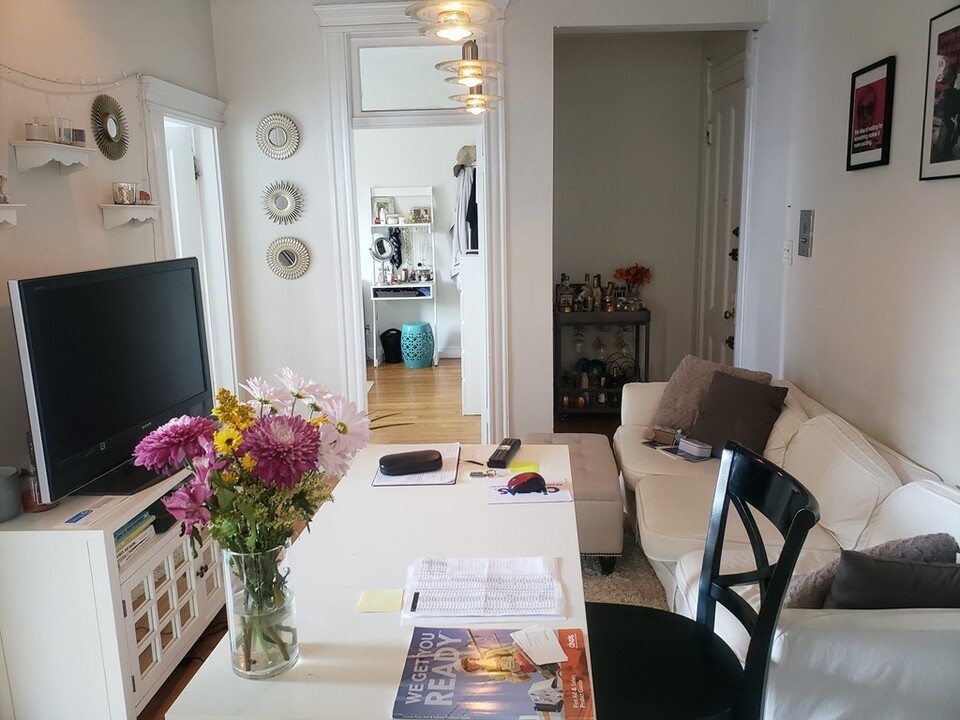 282 Newbury St, Unit 18 in Boston, MA - Building Photo
