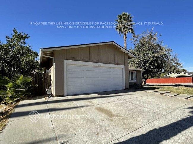 2875 Georgia Dr in Tracy, CA - Building Photo - Building Photo