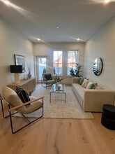 105 Sea St in Quincy, MA - Building Photo - Building Photo