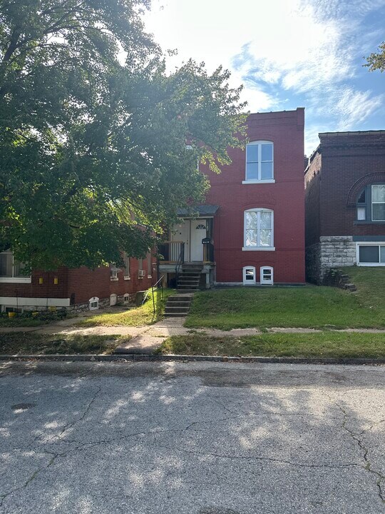 6610 Idaho Ave in St. Louis, MO - Foto de edificio