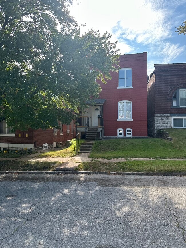 property at 6610 Idaho Ave