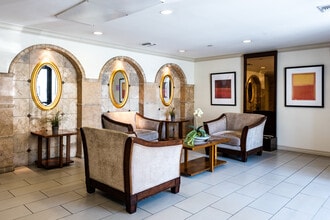 Lexington at Fedora in Los Angeles, CA - Building Photo - Building Photo