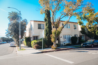 1401 Gaviota Ave in Long Beach, CA - Building Photo - Building Photo