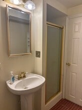 7803 Greeley Blvd, Unit Greeley Blvd in West Springfield, VA - Building Photo - Building Photo