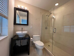 1300 Pennsylvania Ave in Miami Beach, FL - Building Photo - Building Photo