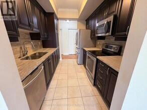 43 Ferndale Dr S in Barrie, ON - Building Photo - Building Photo