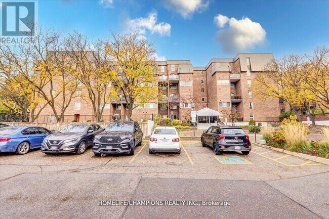 16 Elgin St in Markham, ON - Building Photo - Building Photo