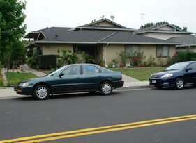 1210 Halford Ave in Santa Clara, CA - Building Photo