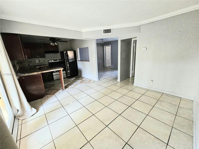 2629 NW 60th Way in Sunrise, FL - Building Photo - Building Photo