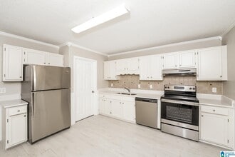 5712 Desoto Dr in Pinson, AL - Building Photo - Building Photo