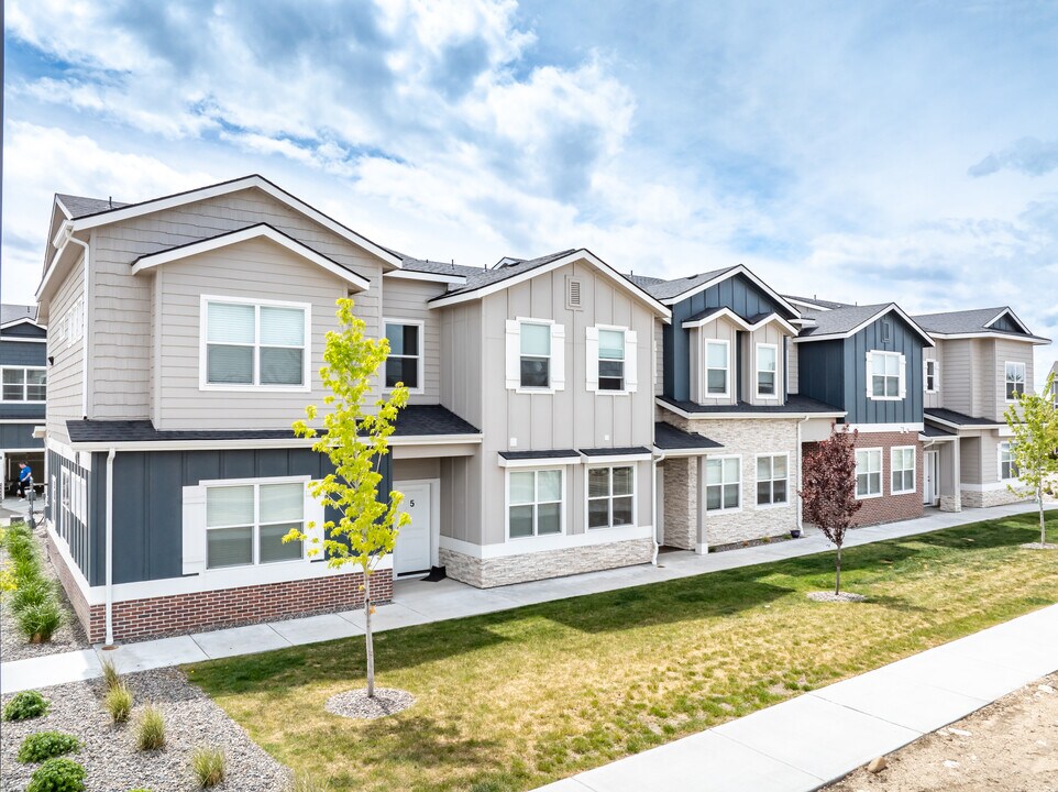 Bellevue Heights in Nampa, ID - Building Photo