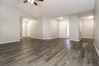 1015 Amelia Grove Ln SE in Lawrenceville, GA - Building Photo - Building Photo