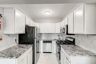 316-1301-3-324 Jefferson St in Newark, NJ - Building Photo