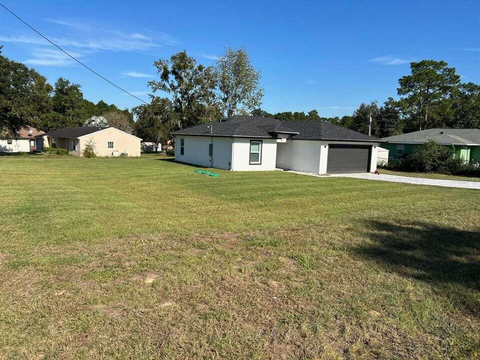 843 Bahia Cir in Ocala, FL - Building Photo