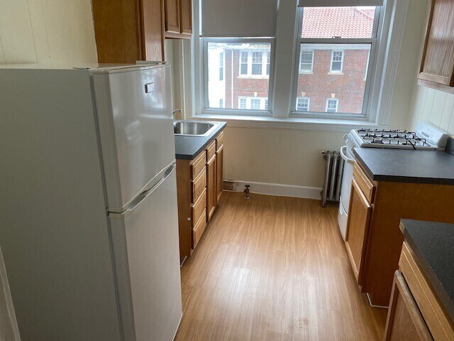 1842 Commonwealth Ave, Unit 16 in Boston, MA - Building Photo - Building Photo