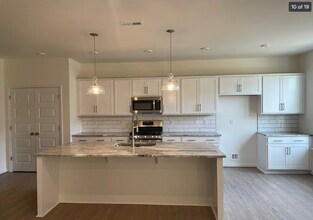 3006 Gammon Aly in Glen Allen, VA - Foto de edificio - Building Photo