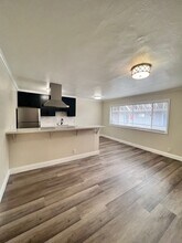 Fairmount Heights LLC. in Oakland, CA - Building Photo - Interior Photo