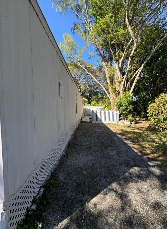 6800 NW 12th Ave in Coconut Creek, FL - Building Photo - Building Photo