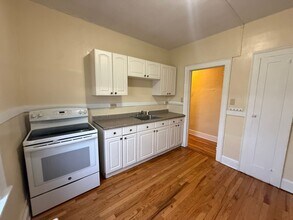 851-853-853 Wethersfield Ave in Hartford, CT - Building Photo - Building Photo