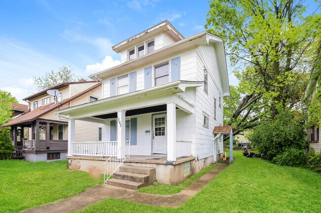 1242 Wilson Dr in Dayton, OH - Building Photo - Building Photo