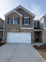 342 Lanier Cir in Woodstock, GA - Building Photo