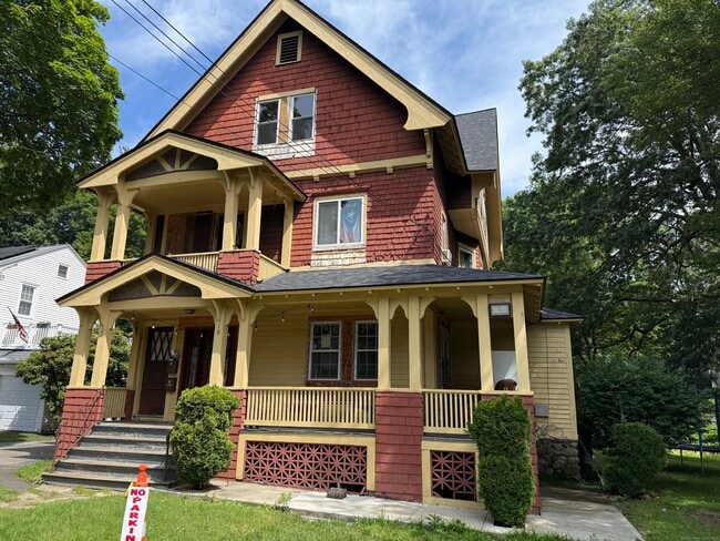 property at 18 Valentine St