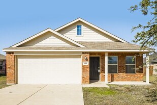 1153 Skyline Dr in Hutchins, TX - Building Photo