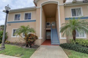 13216 Villa Vista Dr in Orlando, FL - Building Photo