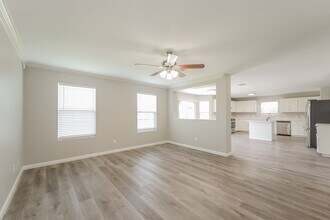 444 Mystic Glen Loop in Humble, TX - Foto de edificio - Building Photo