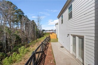 853 Bentley Dr in Fairburn, GA - Building Photo - Building Photo