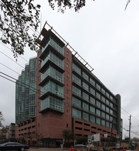 Rise Lofts in Houston, TX - Foto de edificio - Building Photo