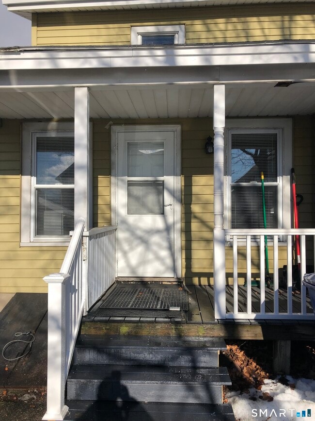 23 Taylor St in Torrington, CT - Building Photo - Building Photo