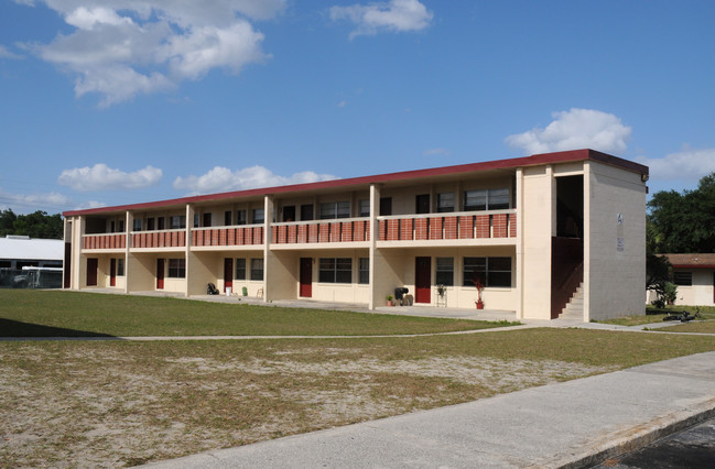 Turtle Oaks Apartments in Leesburg, FL - Building Photo - Building Photo