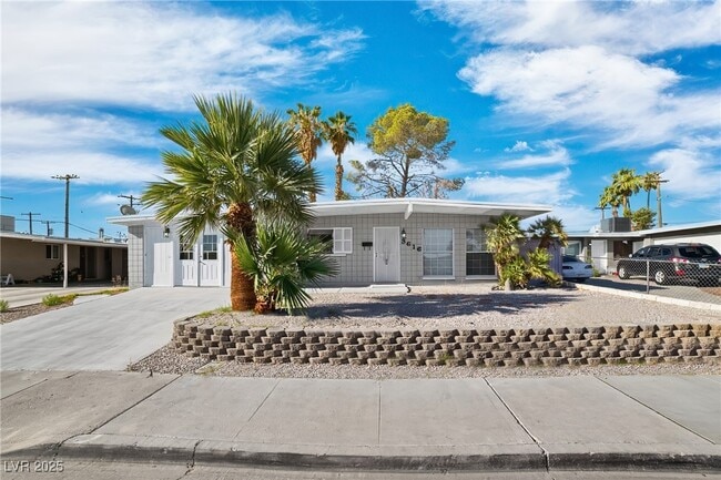 3616 Chevy Chase Ave in Las Vegas, NV - Building Photo - Building Photo