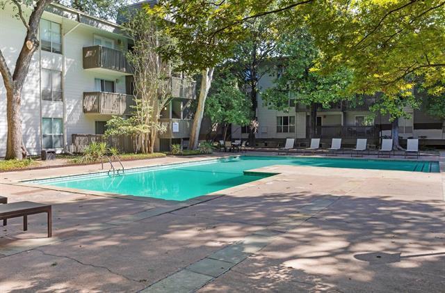 4837 Cedar Springs Rd in Dallas, TX - Building Photo - Building Photo